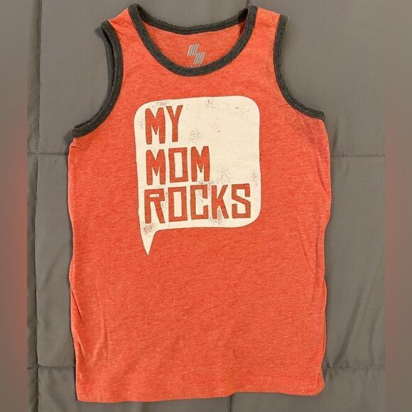 5t my mom rocks tank top - Picture 1 of 2